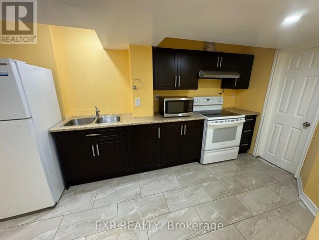 59 Roadmaster Ln in Brampton, ON - Building Photo - Building Photo