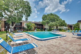3800 Saxon Dr, Unit SI ID1308087P in New Smyrna Beach, FL - Foto de edificio - Building Photo