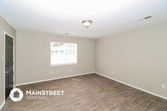 484 Ferncliff Cove in Memphis, TN - Building Photo - Building Photo