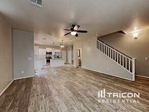 11450 W St John Rd in Surprise, AZ - Building Photo - Building Photo