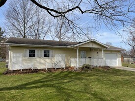 6217 Aragon Dr in Fort Wayne, IN - Building Photo