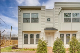 4727D Yender Ave in Lisle, IL - Building Photo - Building Photo