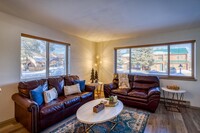 34 Talisman Dr in Pagosa Springs, CO - Foto de edificio - Building Photo