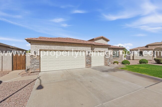 12442 N 82nd Ln in Peoria, AZ - Building Photo - Building Photo