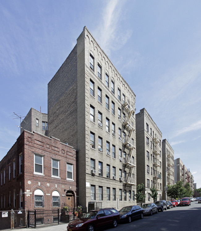 3433 Dekalb Ave in Bronx, NY - Building Photo - Building Photo