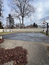 9118 Riverdale Ave in Redford Township, MI - Building Photo - Building Photo