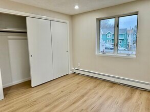 21 Greenwood St in Melrose, MA - Building Photo - Building Photo