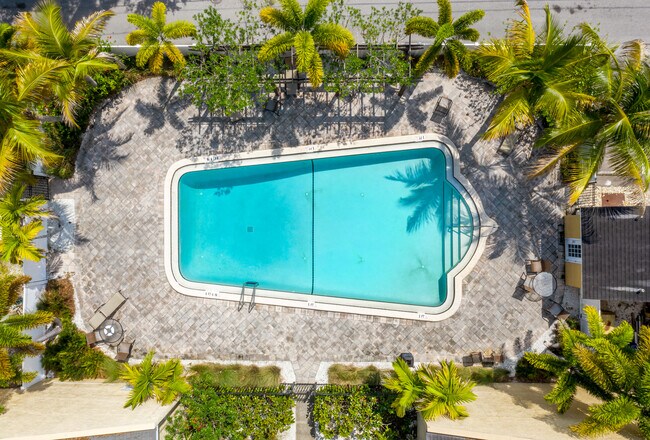 The Place at Davis Islands in Tampa, FL - Building Photo - Building Photo