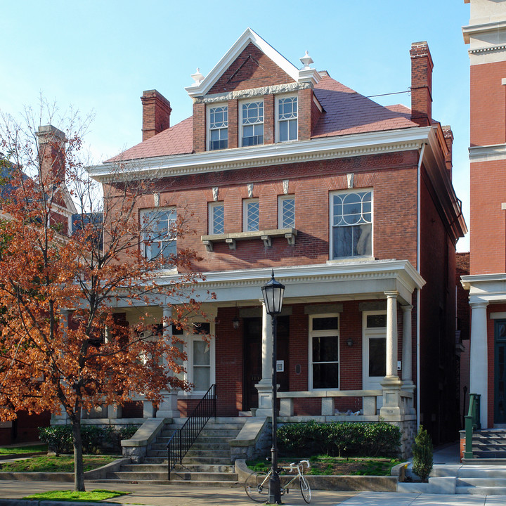 1831 Monument Ave in Richmond, VA - Building Photo