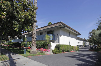 Boynton Brooks in San Jose, CA - Building Photo - Building Photo