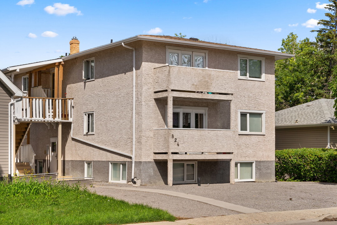 824 McIntosh St in Regina, SK - Building Photo