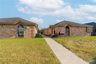 3728 W Faith Hill St in Edinburg, TX - Building Photo - Building Photo