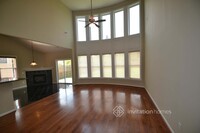 5269 Lakerock Dr SW in Atlanta, GA - Foto de edificio - Building Photo