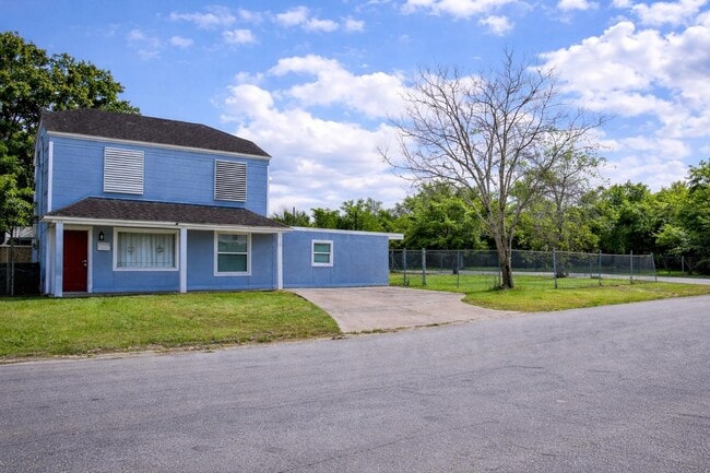 property at 5709 Craig St