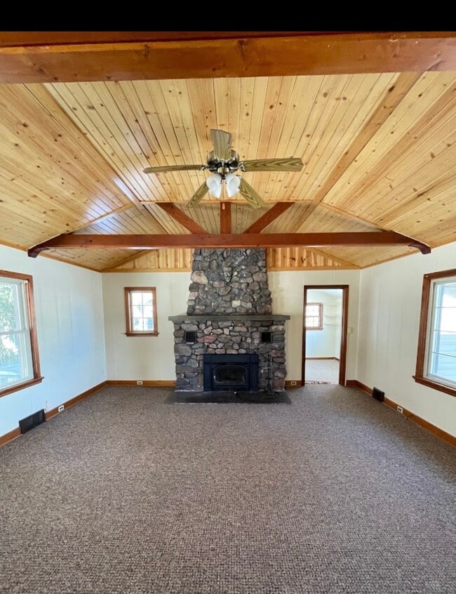 351 River St in Merrimac, WI - Building Photo - Building Photo