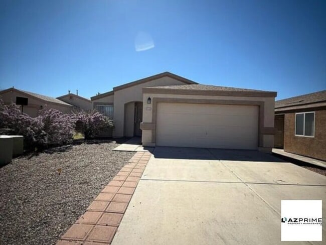 property at 7444 E Cross Ridge Pl