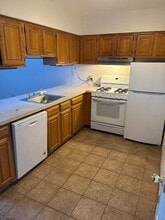 2 Falkenstein Dr in Vernon, NJ - Building Photo - Building Photo