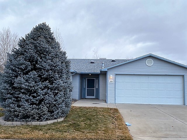 222 Narrow Leaf Dr