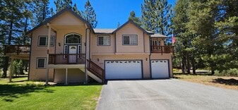 2454 Blitzen Rd in South Lake Tahoe, CA - Building Photo