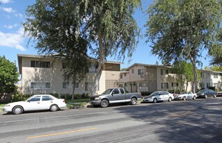 8010-8016 Owensmouth Ave Apartments