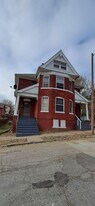 704 N 12th St in St. Joseph, MO - Building Photo