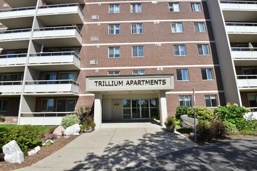 Trillium Apartments in Cobourg, ON - Building Photo