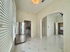 1427 Church St in Galveston, TX - Foto de edificio - Building Photo