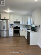 910 William Booth Crescent in Oshawa, ON - Building Photo - Building Photo