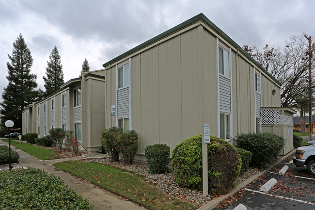 River's Bend Apartments in Marysville, CA - Foto de edificio - Building Photo