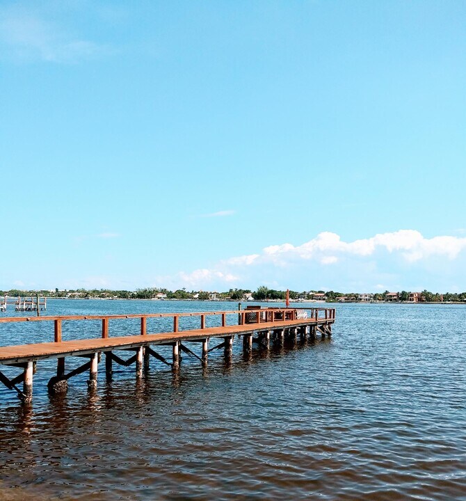 1204 S Lake Dr-Unit -5 in Lantana, FL - Foto de edificio