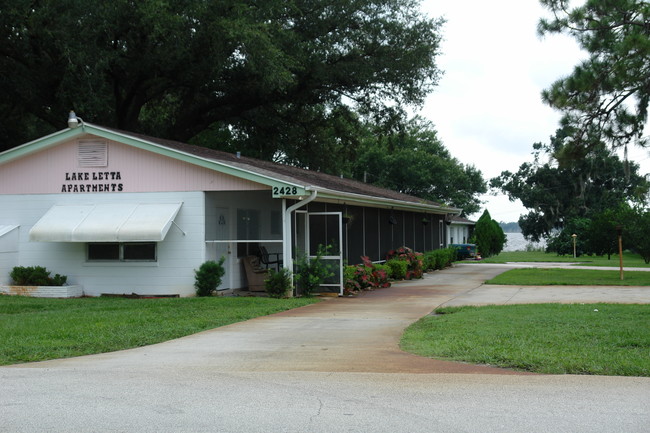 2428 S Lake Letta Dr in Avon Park, FL - Building Photo - Building Photo