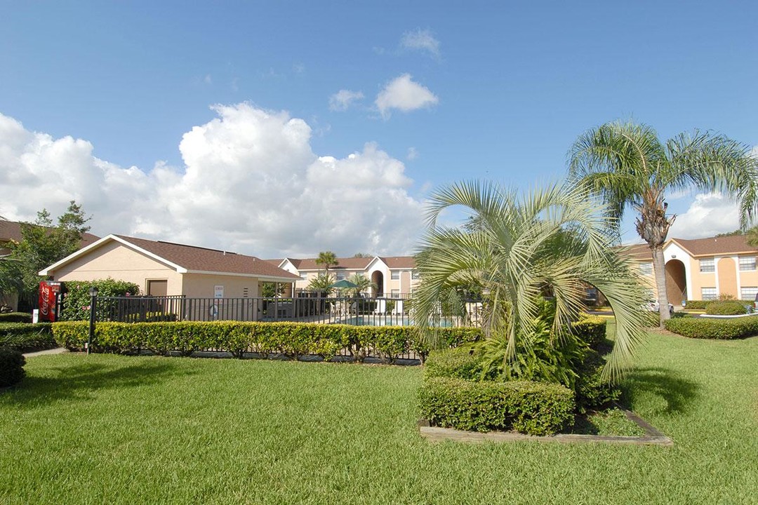 Spring Garden Apartments in DeLand, FL - Building Photo