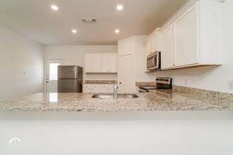 17057 Dusty Boots Ln in Elgin, TX - Building Photo - Building Photo