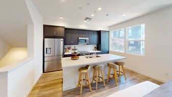 1333 Pullman Way in Oakland, CA - Building Photo