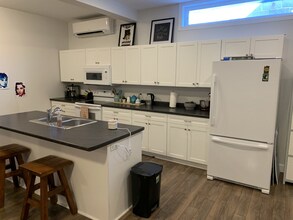 145 Davis St in Sarnia, ON - Building Photo - Building Photo