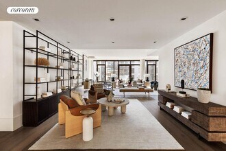 429 Kent Ave in Brooklyn, NY - Foto de edificio - Building Photo