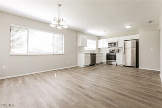 5945 Spearman Cir in North Port, FL - Building Photo - Building Photo