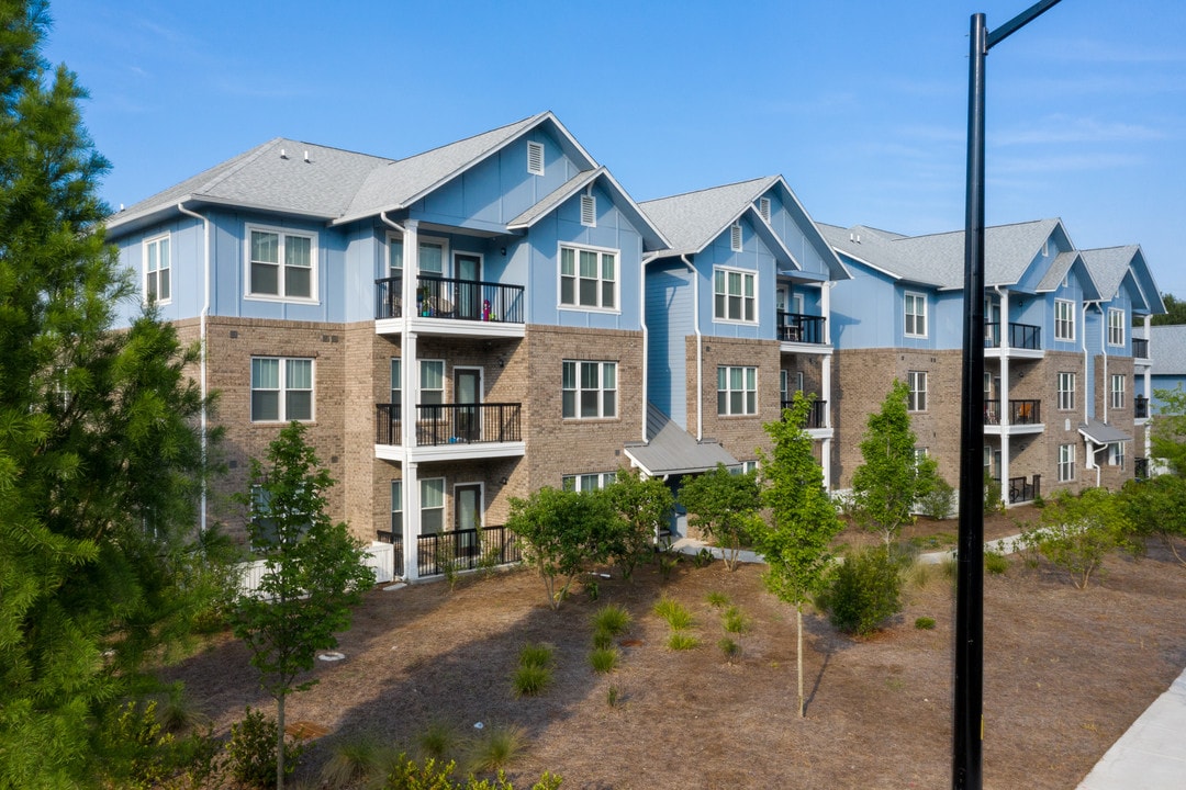 Oakside Apartments in Johns Island, SC - Foto de edificio