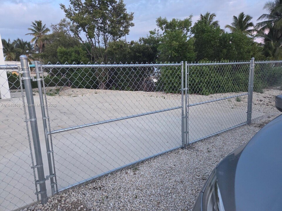 799 Hazel St in Key Largo, FL - Building Photo