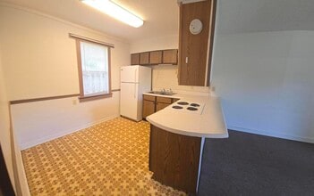 551 US-98 in Mary Esther, FL - Building Photo - Building Photo