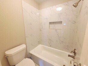 3610 Bartons Ln in Sugar Land, TX - Building Photo - Building Photo