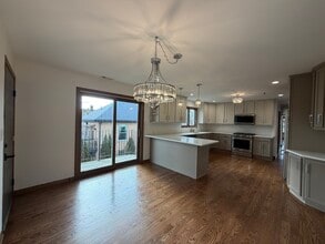 2825 73rd Ave in Chicago, IL - Building Photo - Building Photo