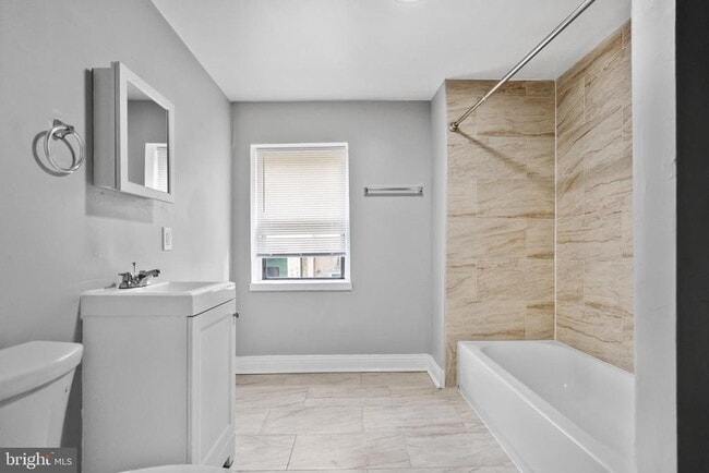 3856 Olive St in Philadelphia, PA - Building Photo - Building Photo