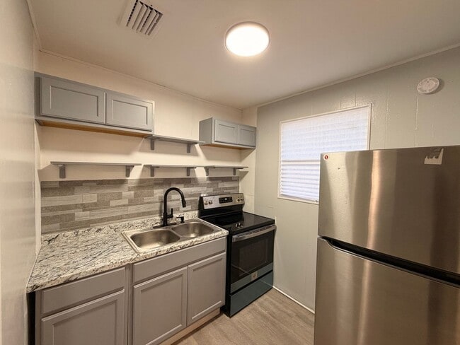 7273 Melvin Rd in Jacksonville, FL - Building Photo - Building Photo