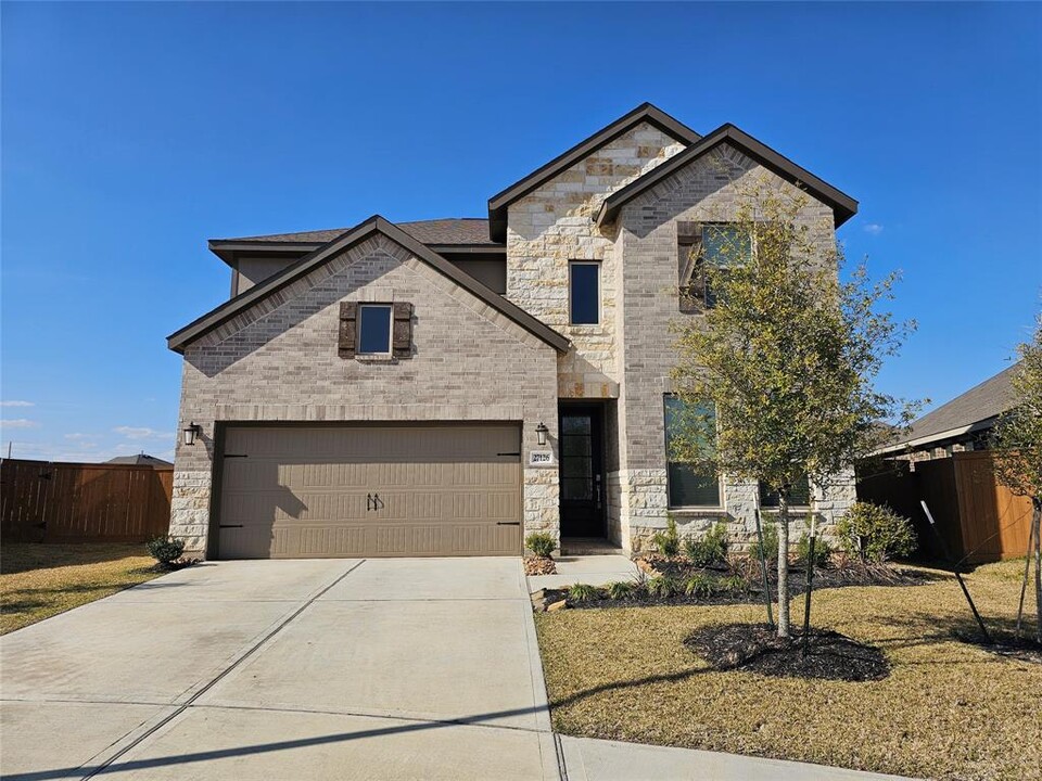 27126 Angel Creek Ln in Katy, TX - Building Photo