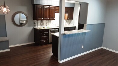 3641 Bryce Ave, Unit 3 in Fort Worth, TX - Building Photo - Building Photo
