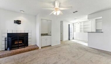 10200 Belle Rive Blvd in Jacksonville, FL - Building Photo - Building Photo
