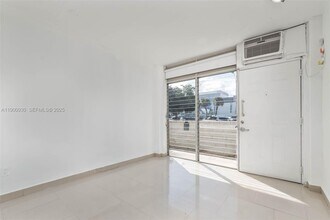 1685 Jefferson Ave in Miami Beach, FL - Building Photo - Building Photo