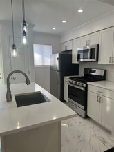 16 Central Dr-Unit -2 in Nanuet, NY - Foto de edificio - Building Photo
