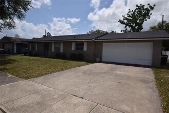 2762 Clear Cove Ln in Orlando, FL - Building Photo - Building Photo